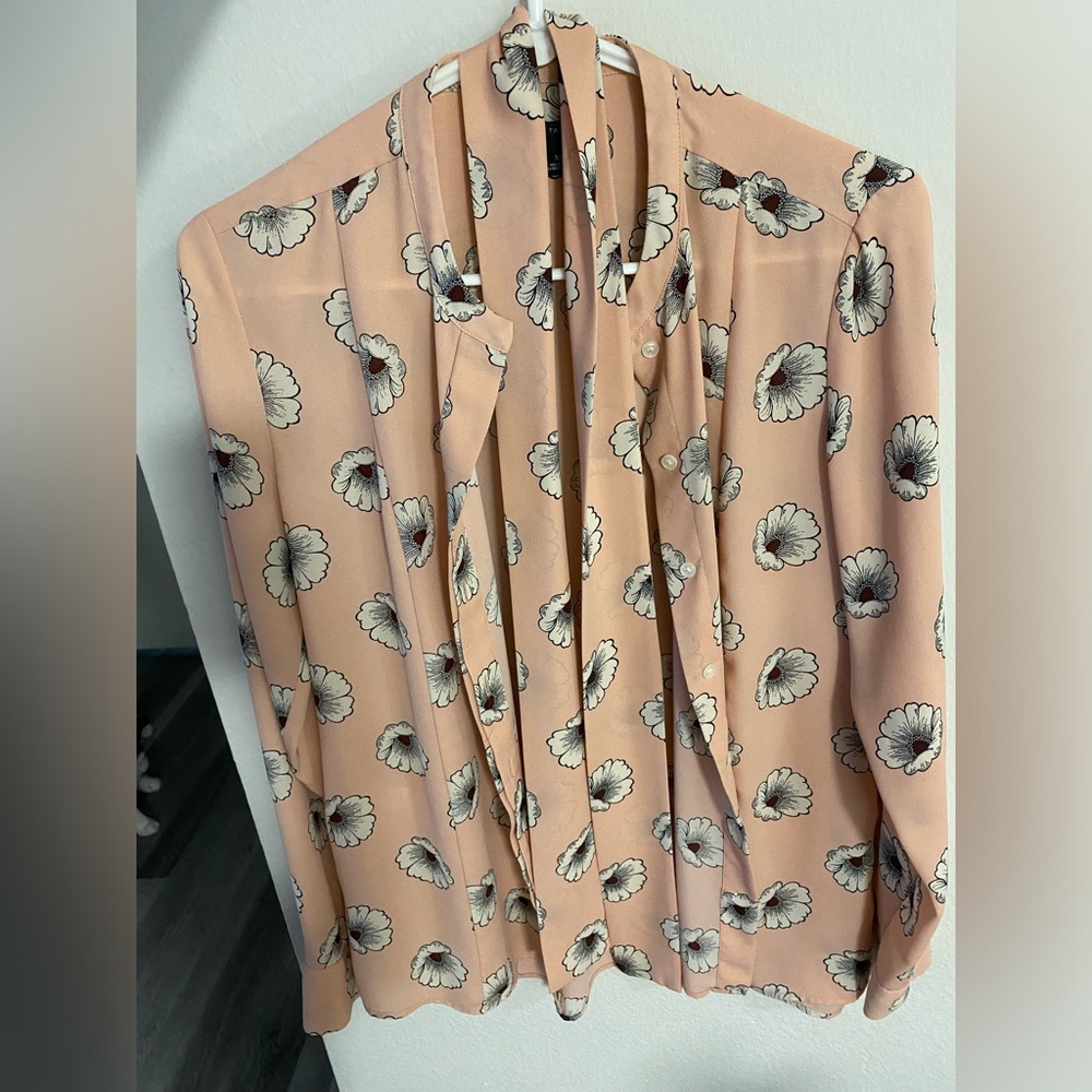 Ann Taylor button shirt